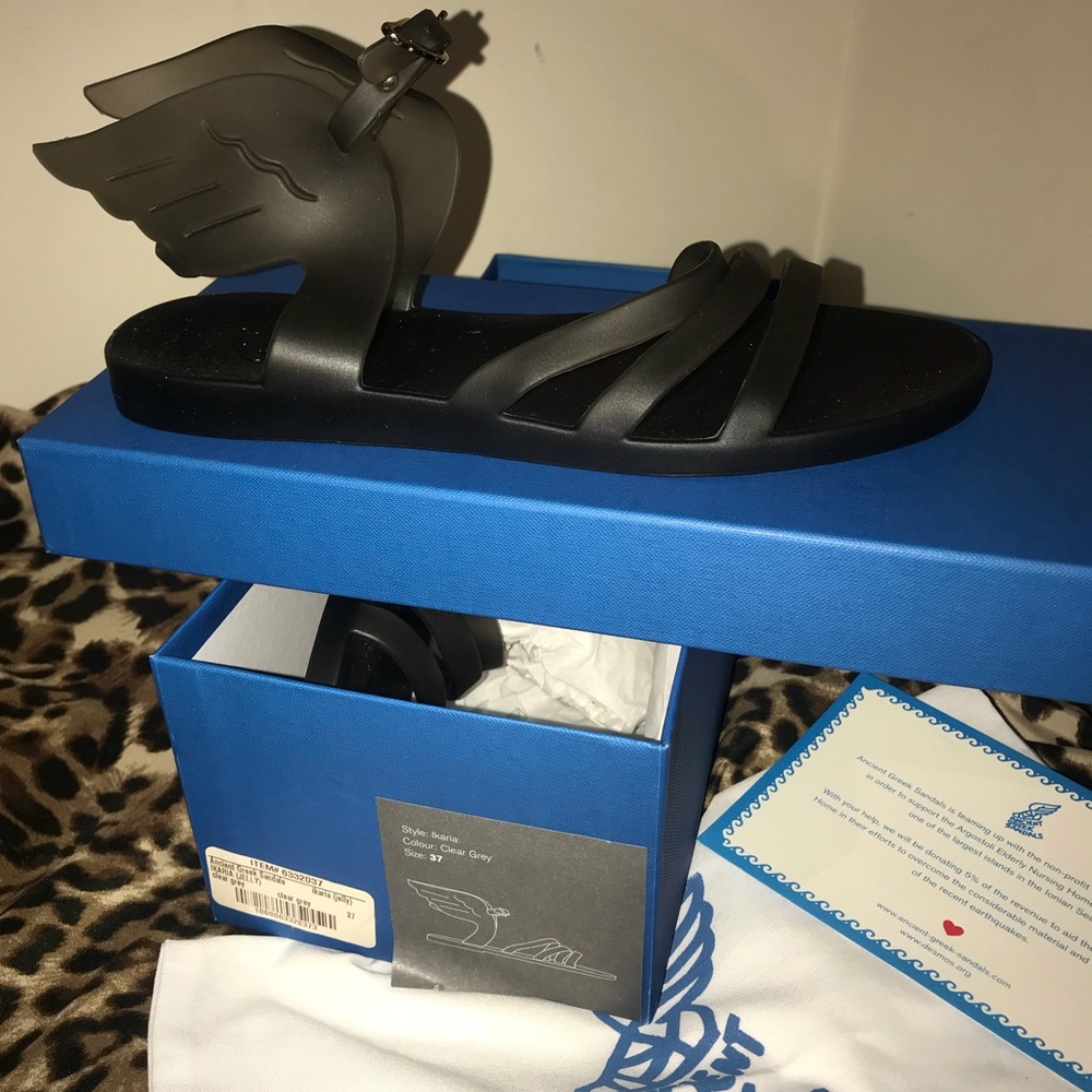 New w/ Box Ancient Greek Sandals wing grey 7US